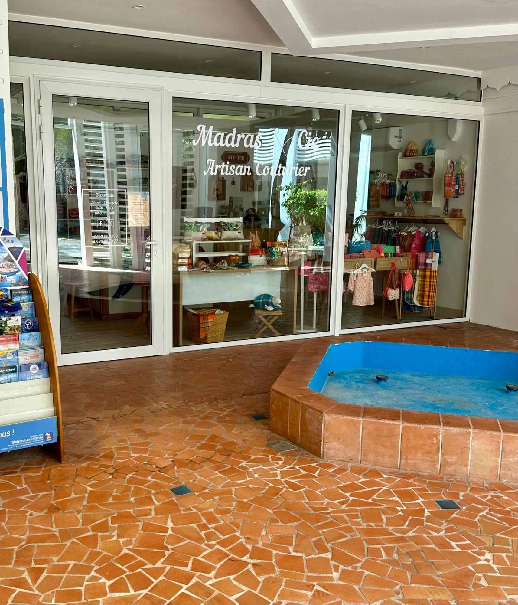 Tropical Cocooning Aparthotel Saint-Francois  Exteriör bild